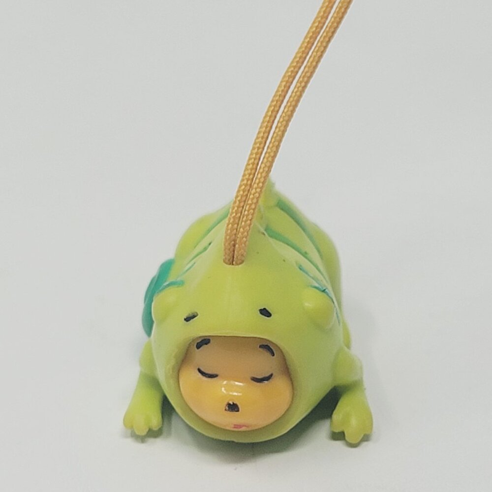 Disney Peek a Pooh Chameleon Pooh Tropical Series 8 Mini Figure Charm Toy